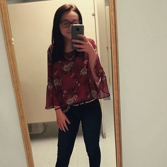 Meet your Posher, Meg - Picture 1 of 2